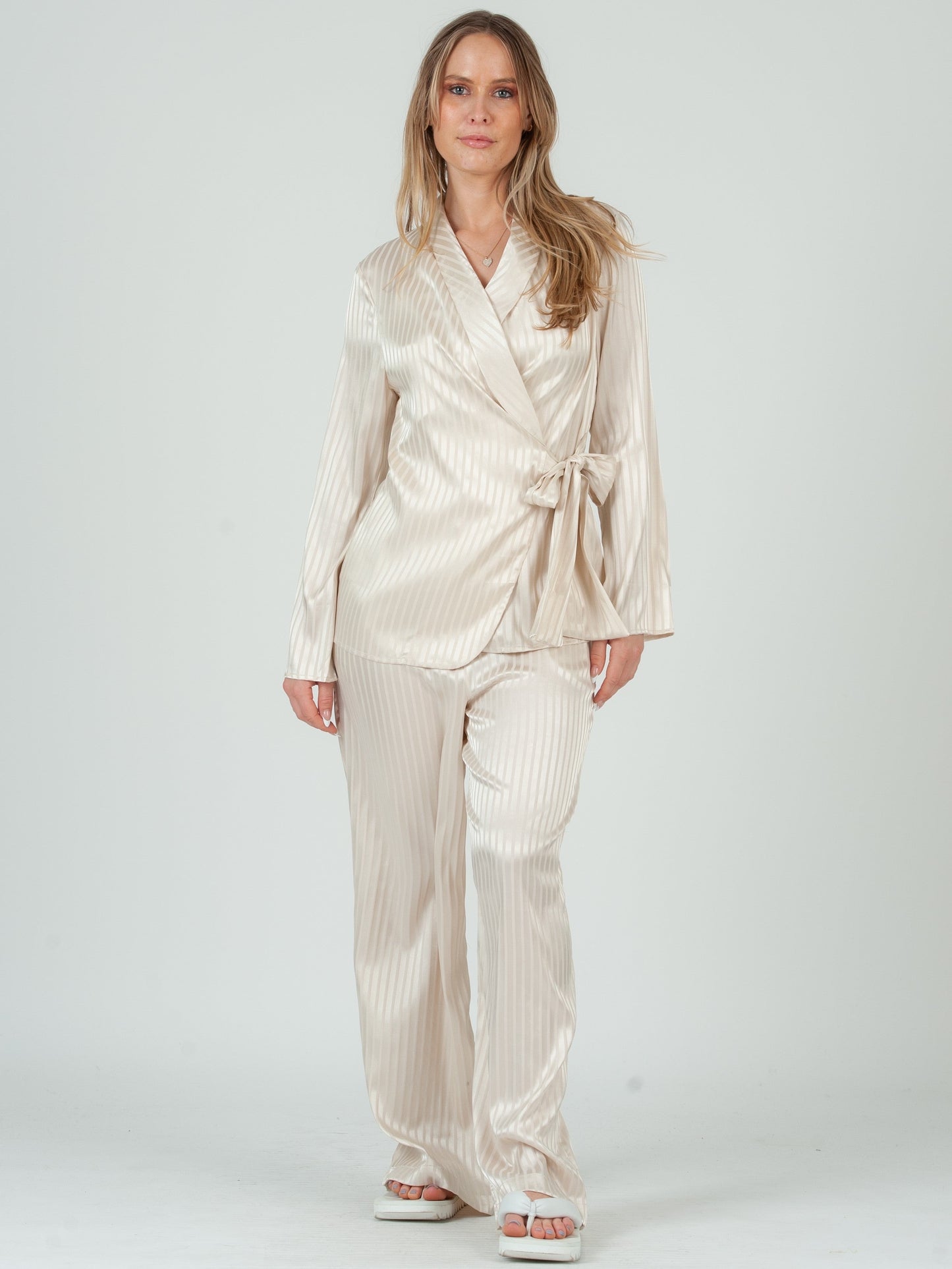 Women’s satin tuxedo wrap soft jacket