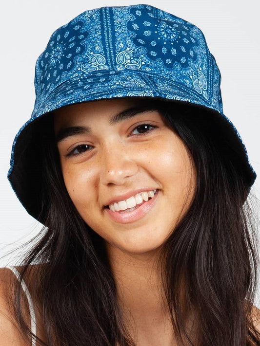 Women's Bandana Print Reversible Bucket Hat
