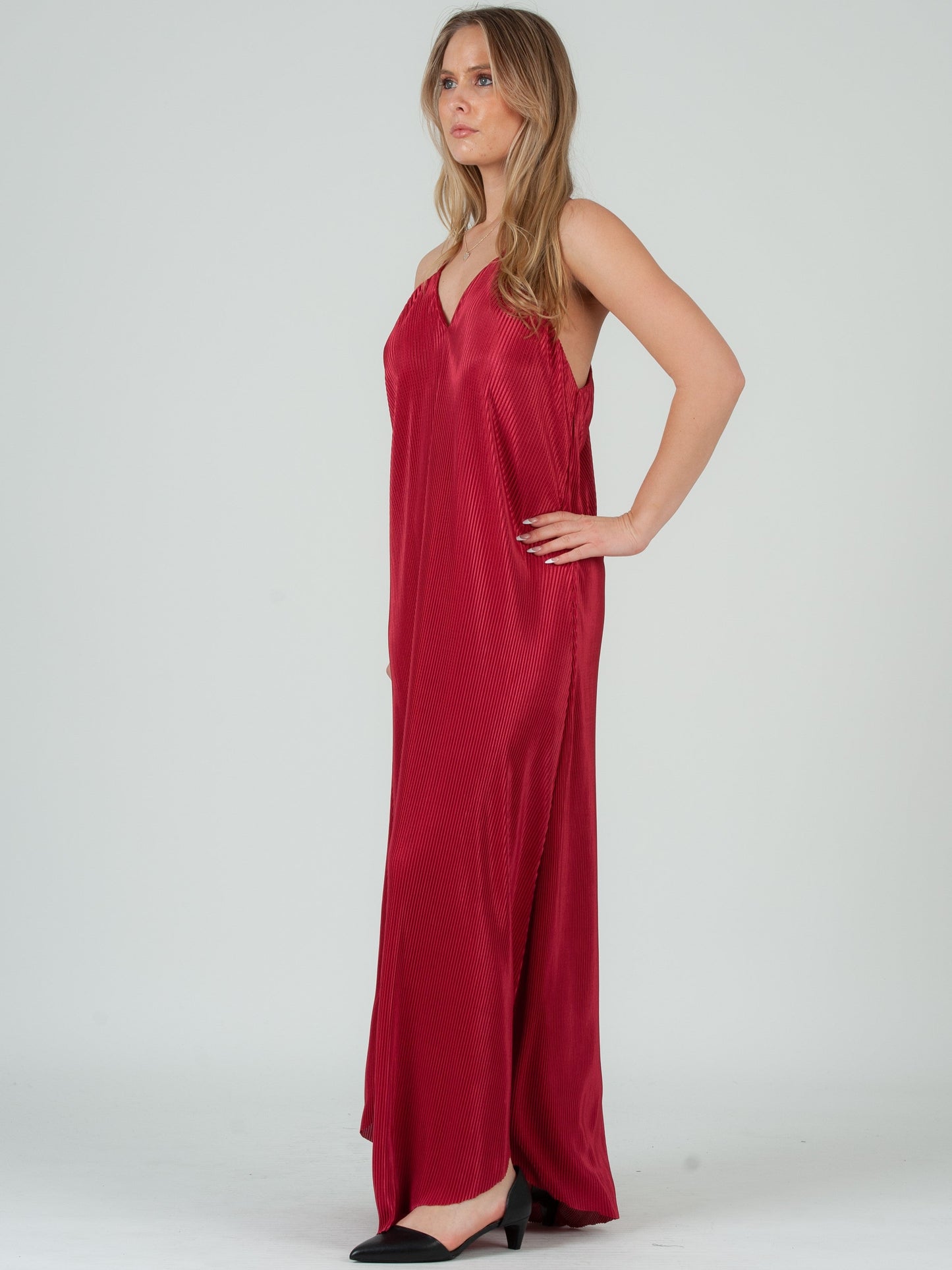 Women’s Pleated Maxi Dress