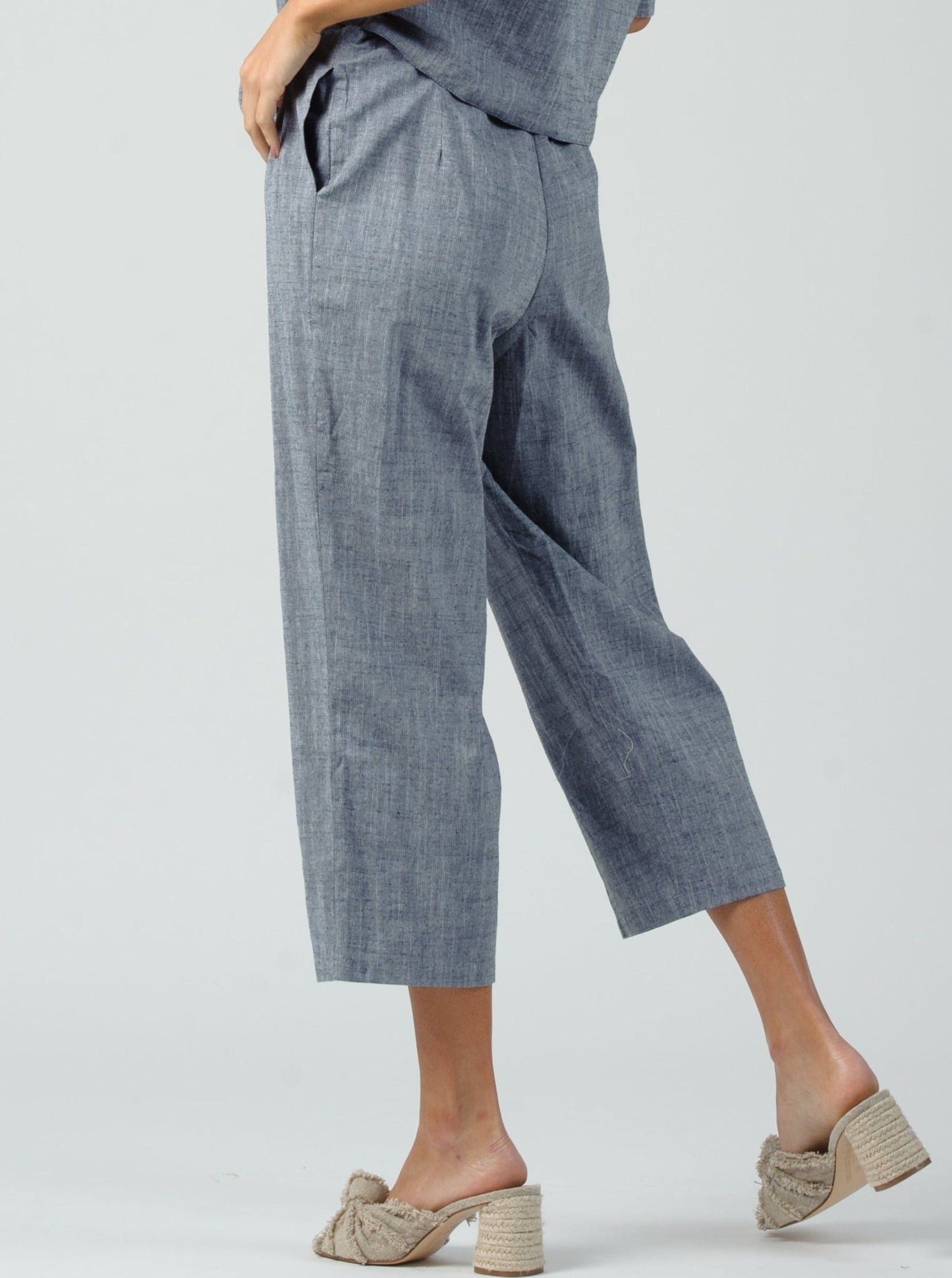 Women’s Linen Cropped Pants