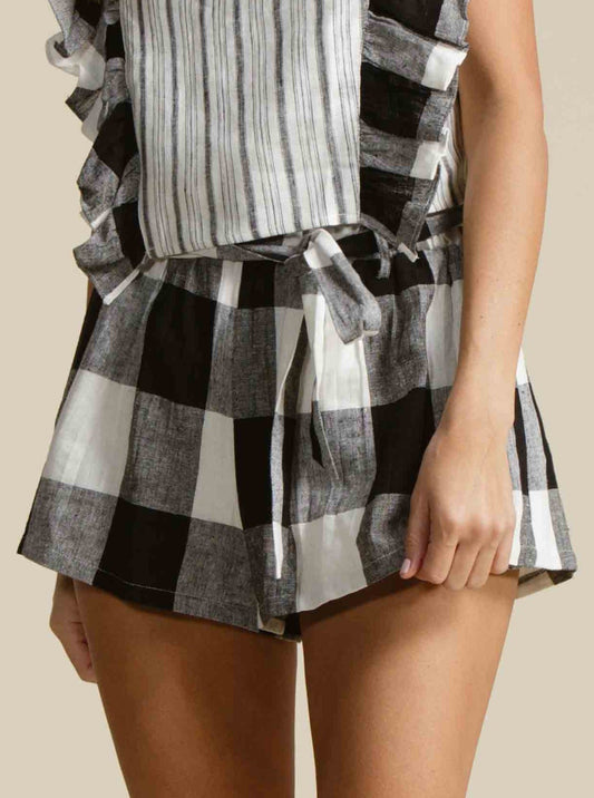 Women’s Linen Checkered Shorts